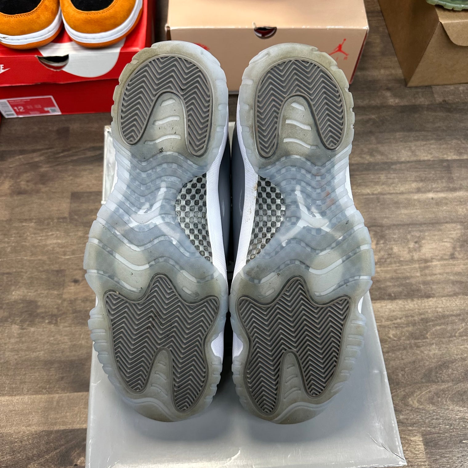 Cool Grey Jordan 11 Retro (2021) (USED)