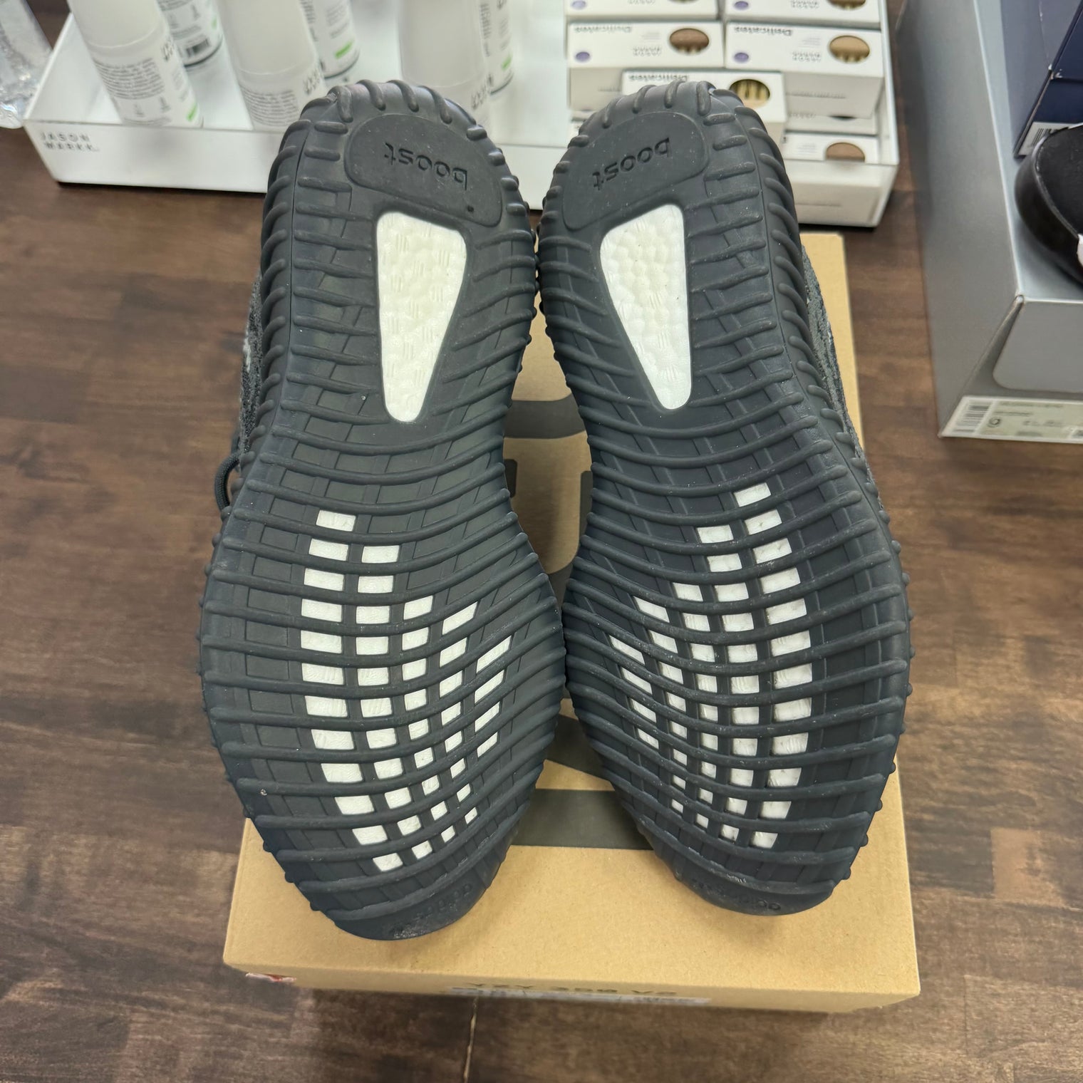 MX Dark Salt Yeezy 350 (USED)