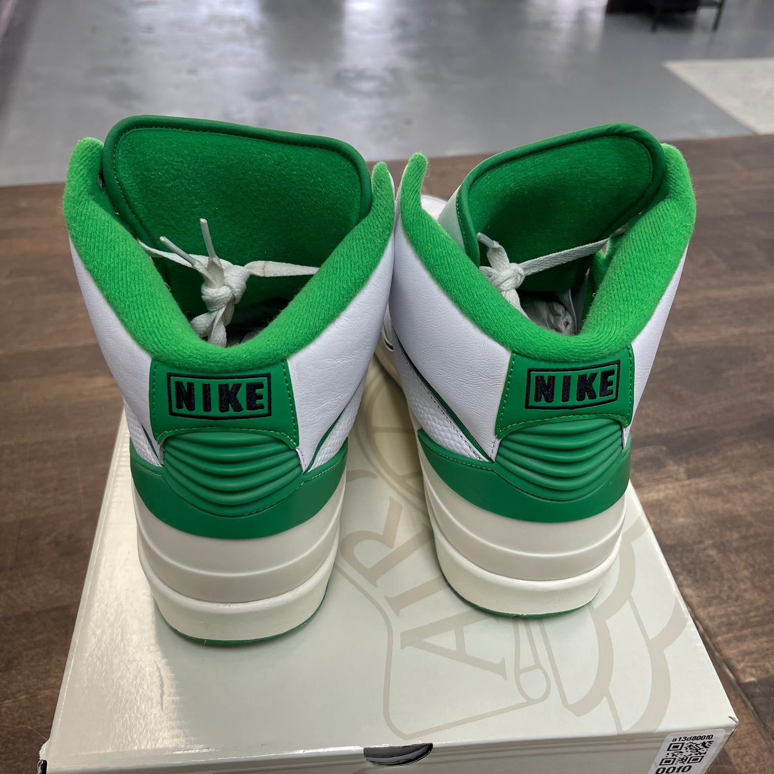 Lucky Green Jordan 2 (USED)