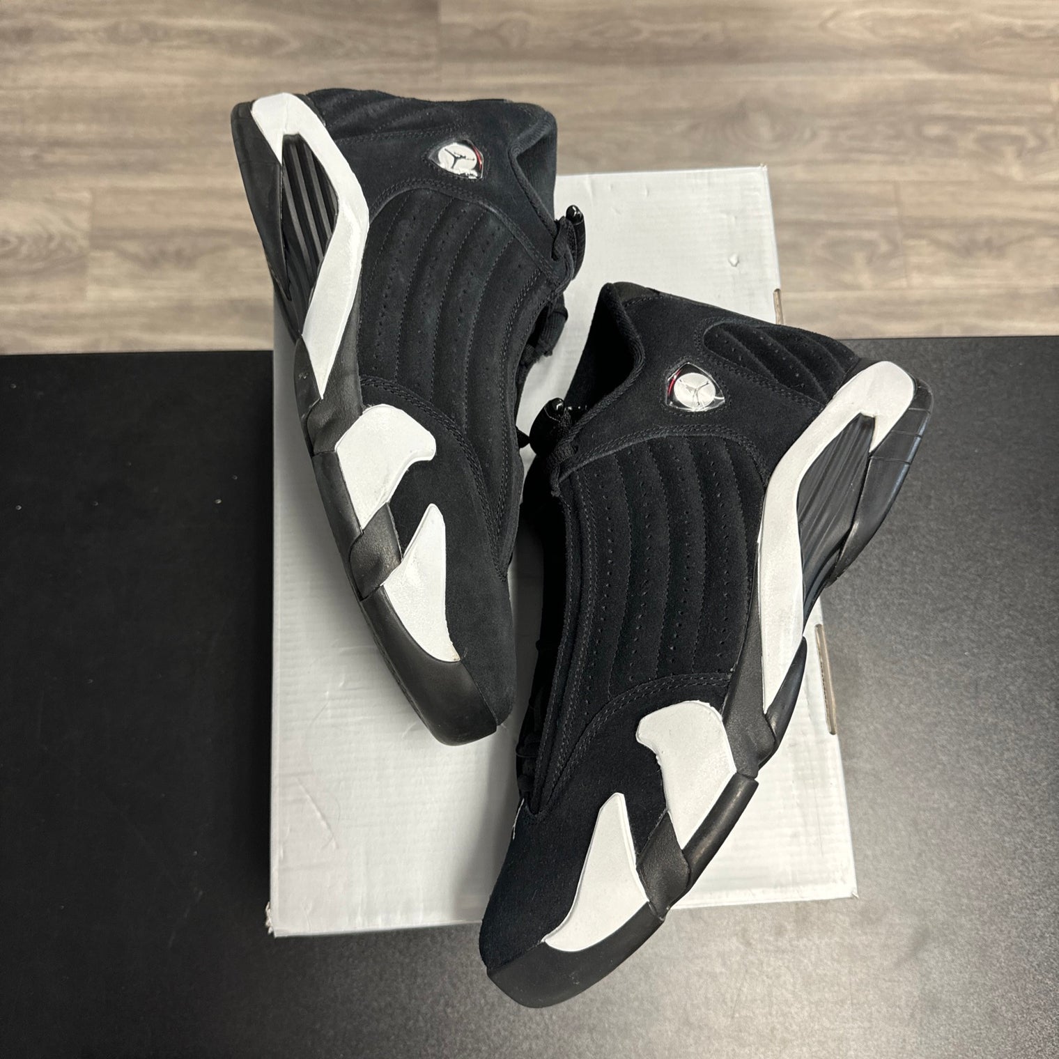 Jordan 14 Black White (USED)