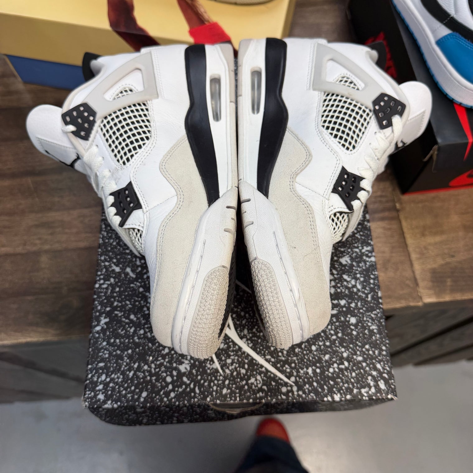 Jordan 4 Retro Military Black (US 8) (USED)