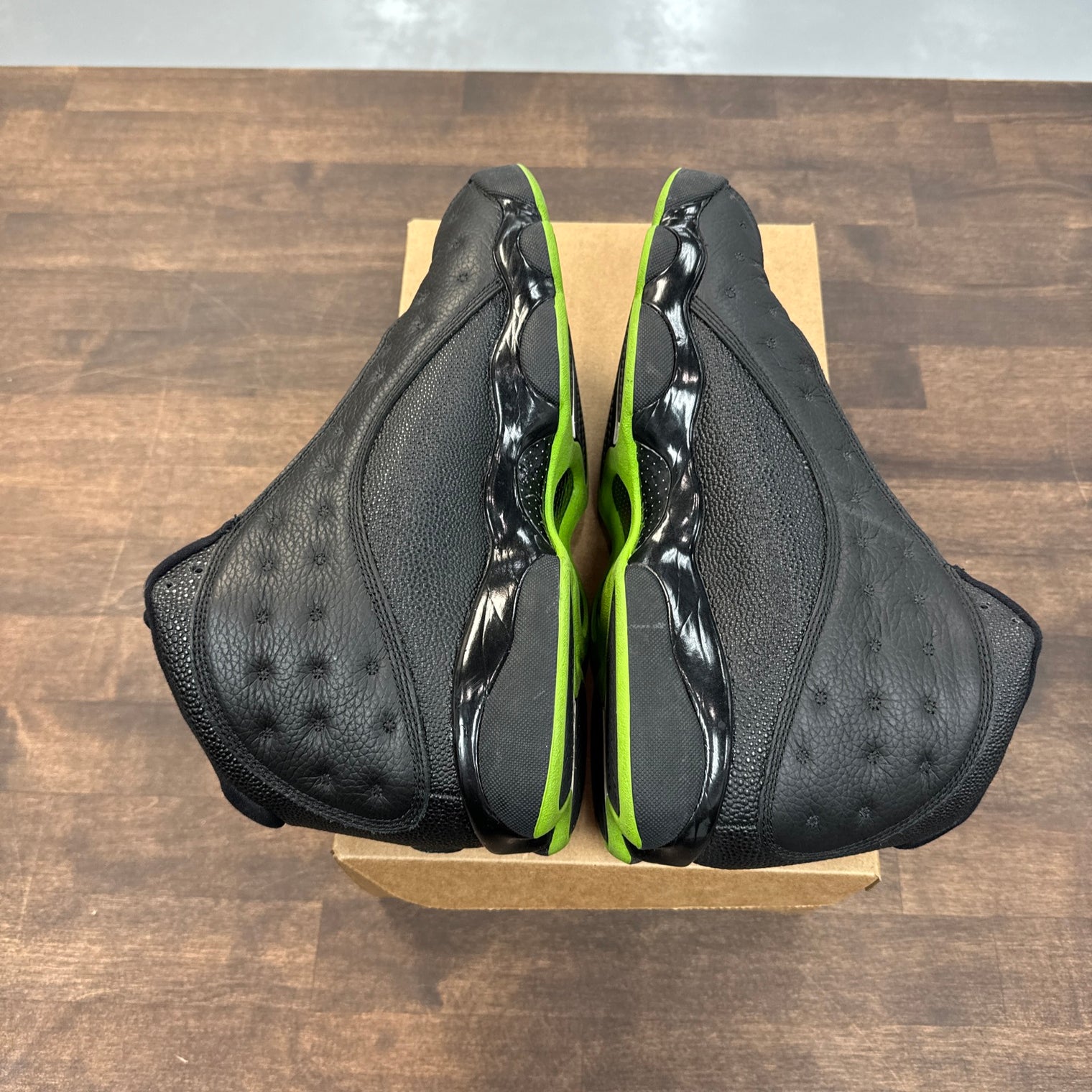 Altitude Jordan 13 (USED,No Box)