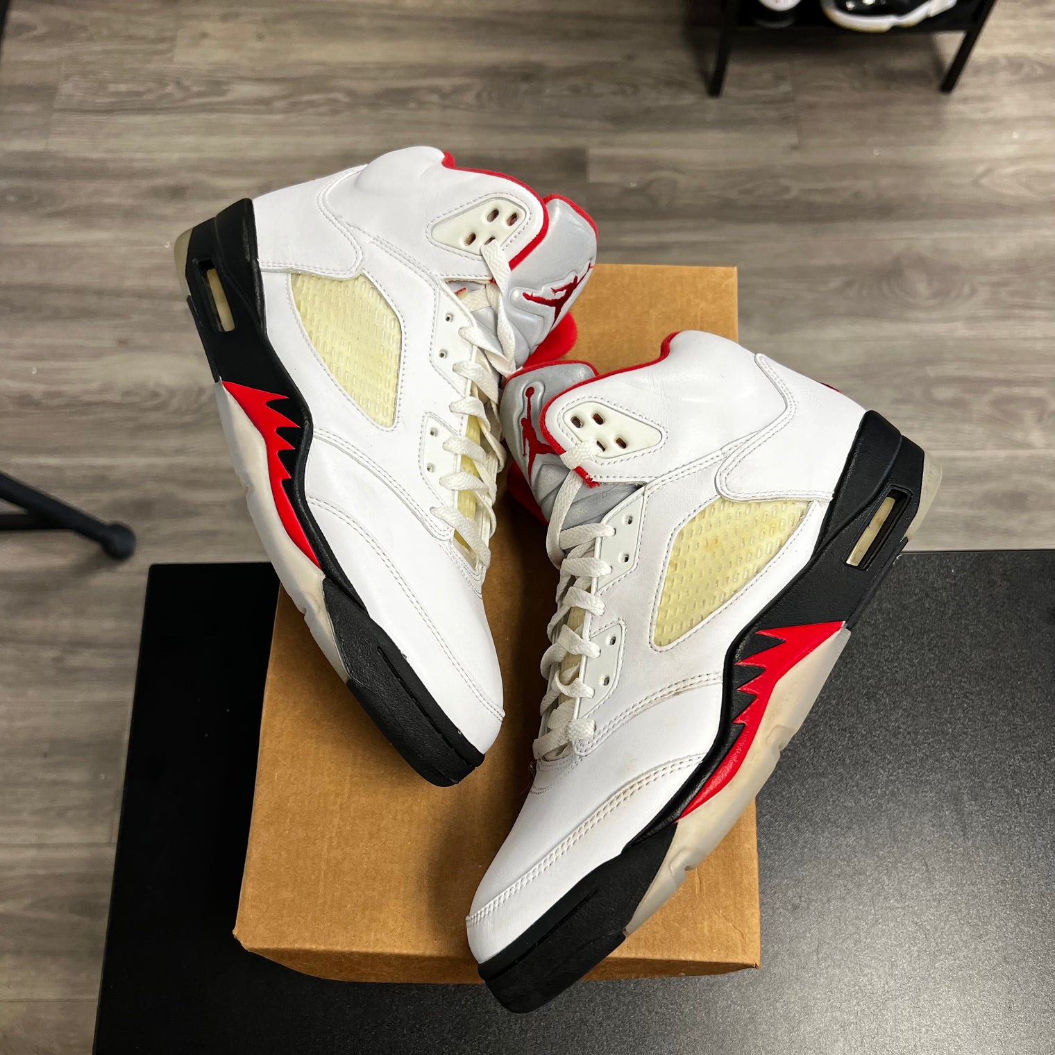 Jordan 5 Fire Red (USED, No Box)