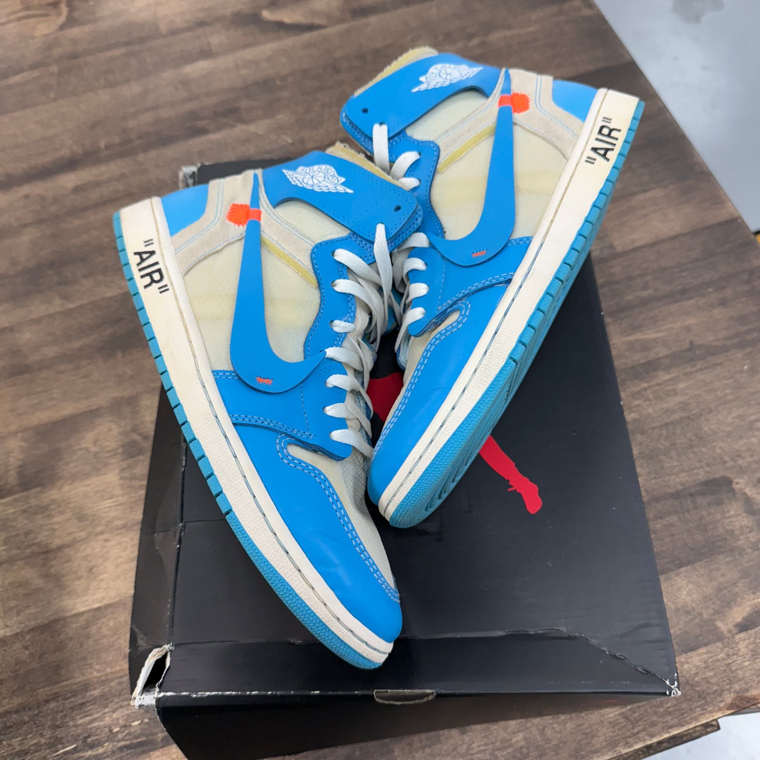 UNC Off-White Jordan 1 High (USED, No Box)