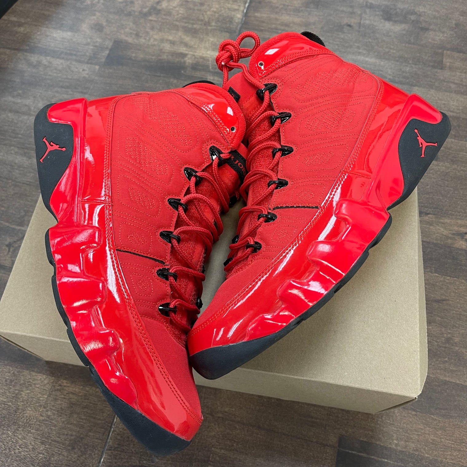 Chile Jordan 9 Retro (USED, no box)