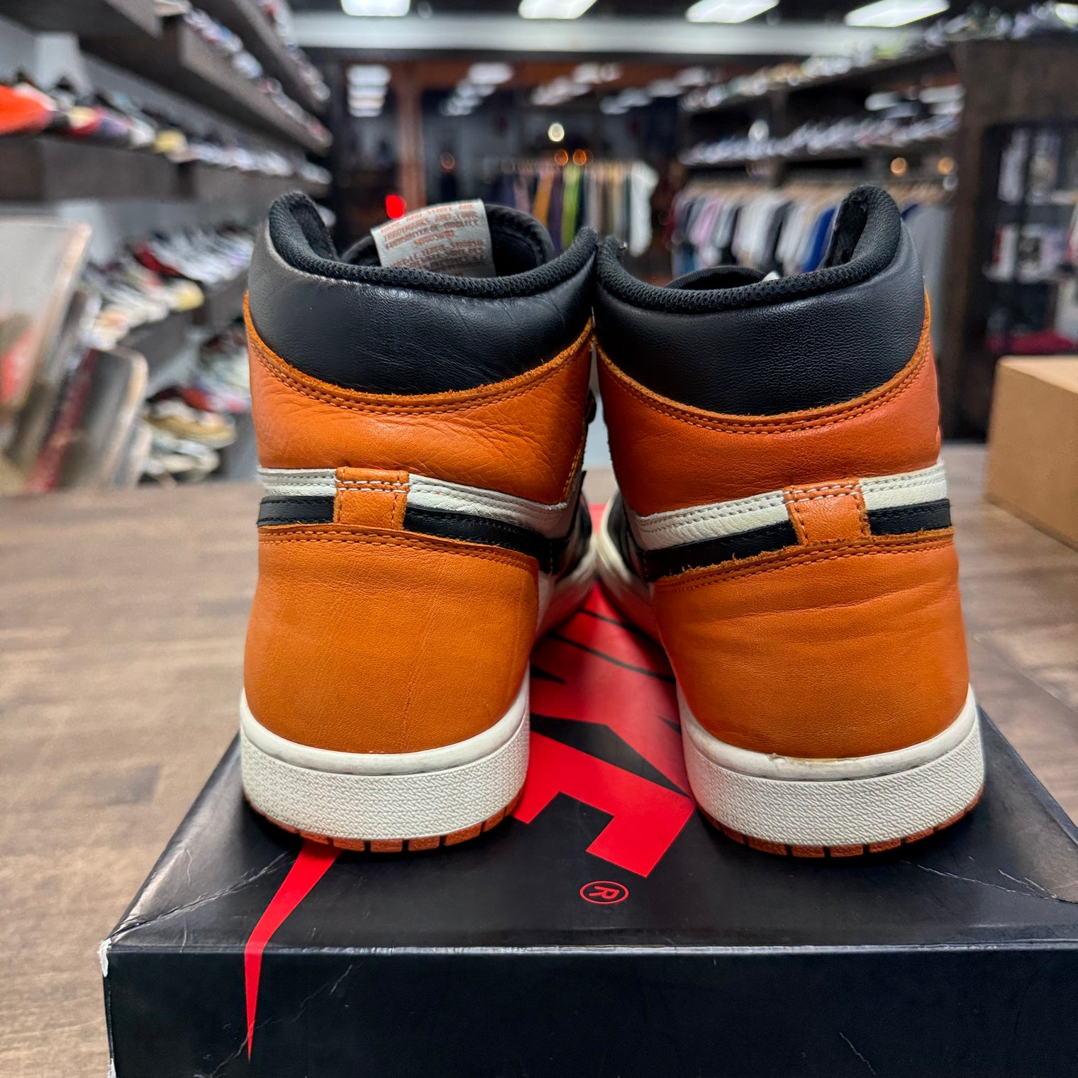 Shattered Backboard Jordan 1 High (USED)