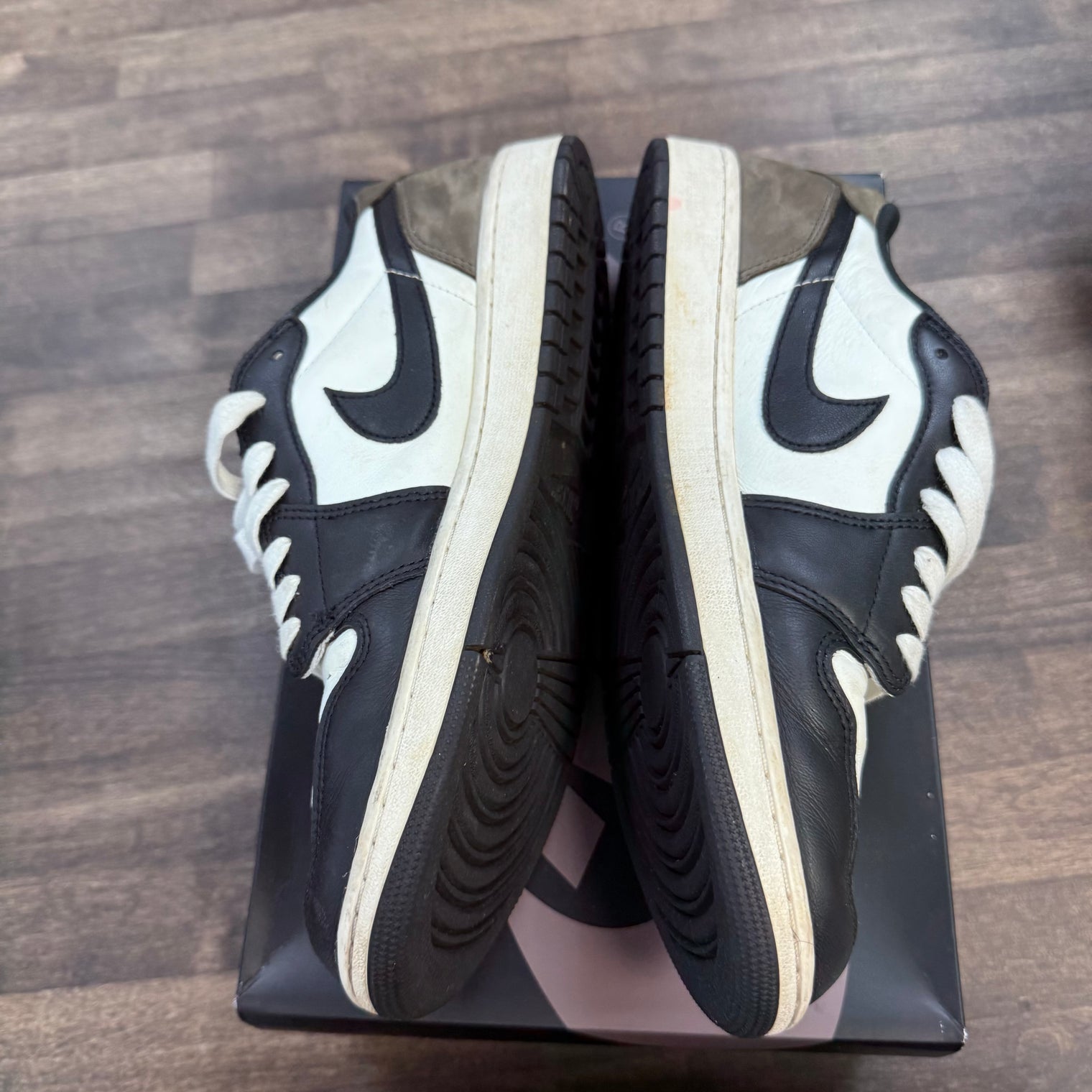 Mocha Jordan 1 Low OG (USED)