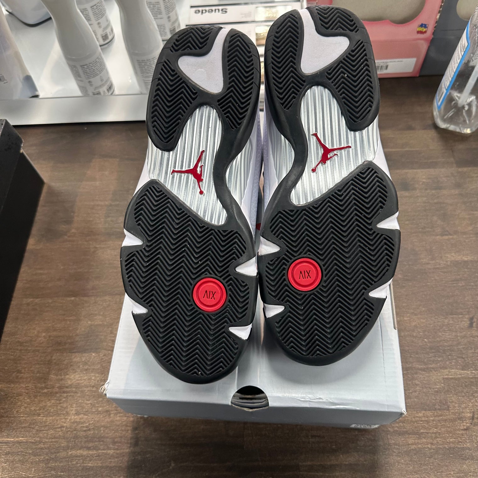 Black Toe Jordan 14 (Lightly Worn)