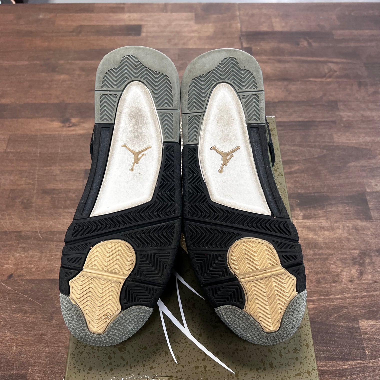 Craft Olive Jordan 4 (USED)