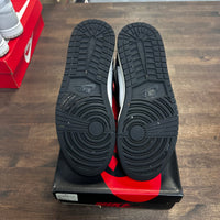 Black White Jordan 1 High (USED)