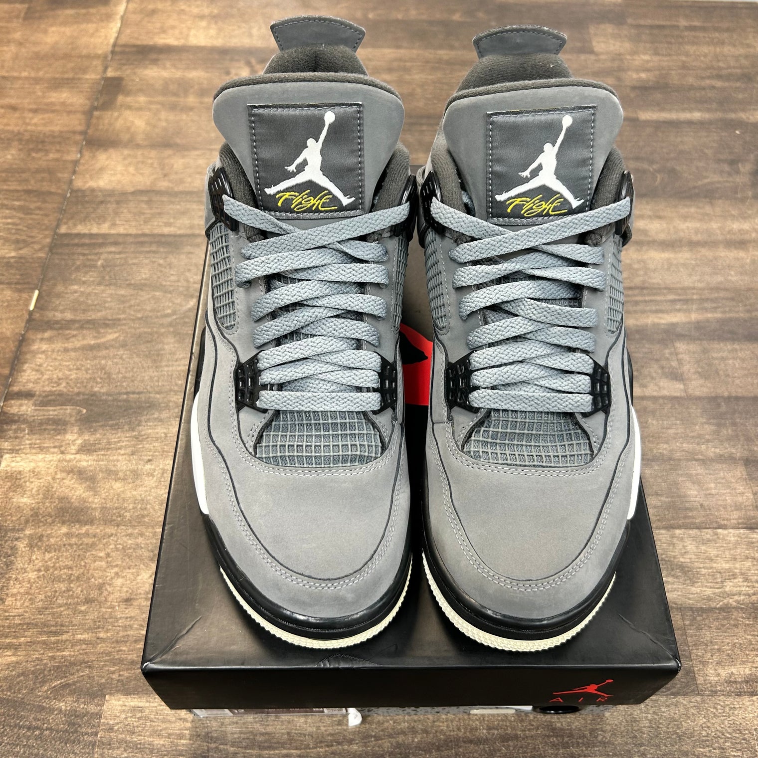 Cool Grey Jordan 4 (USED)