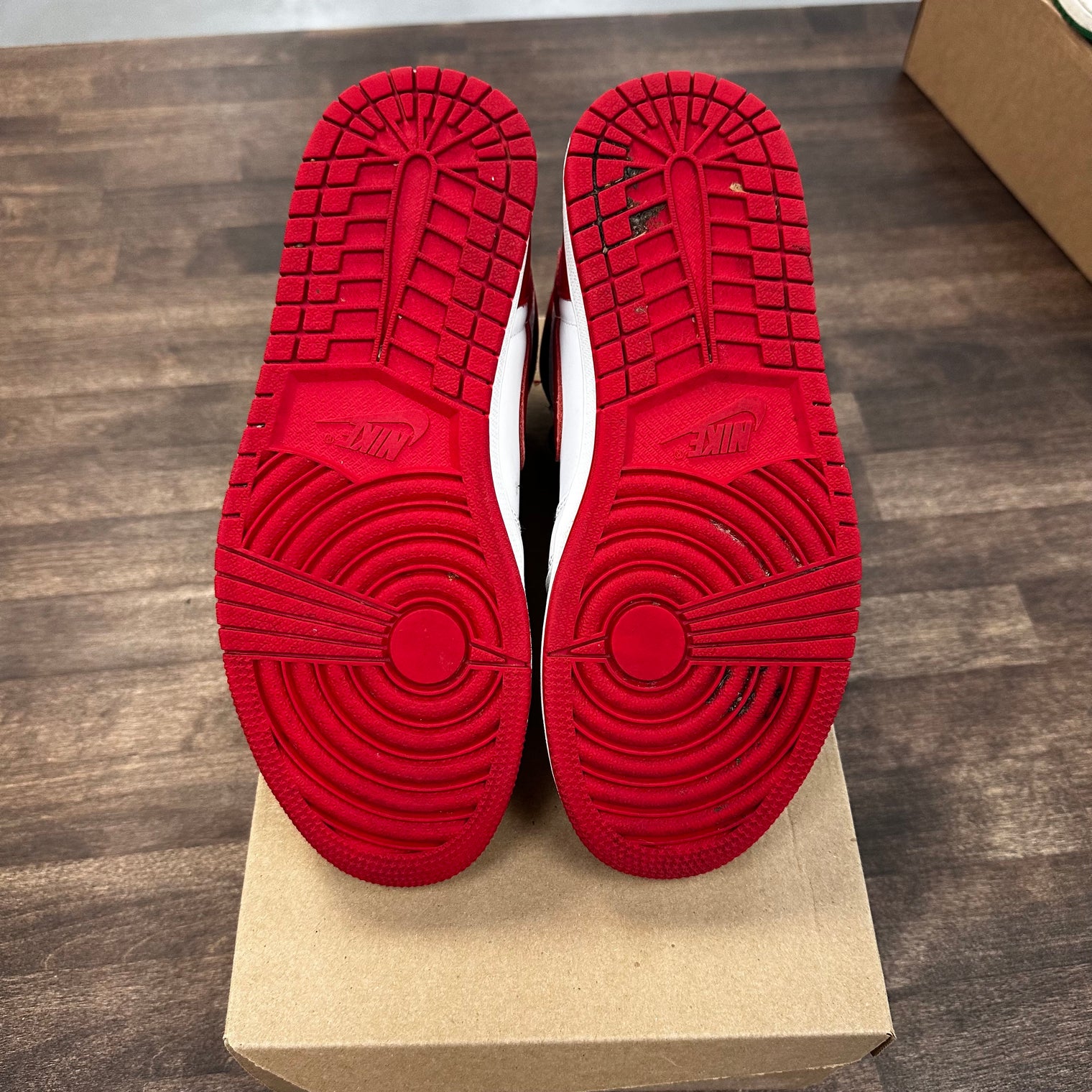 Heritage Jordan 1 High (USED,No Box)