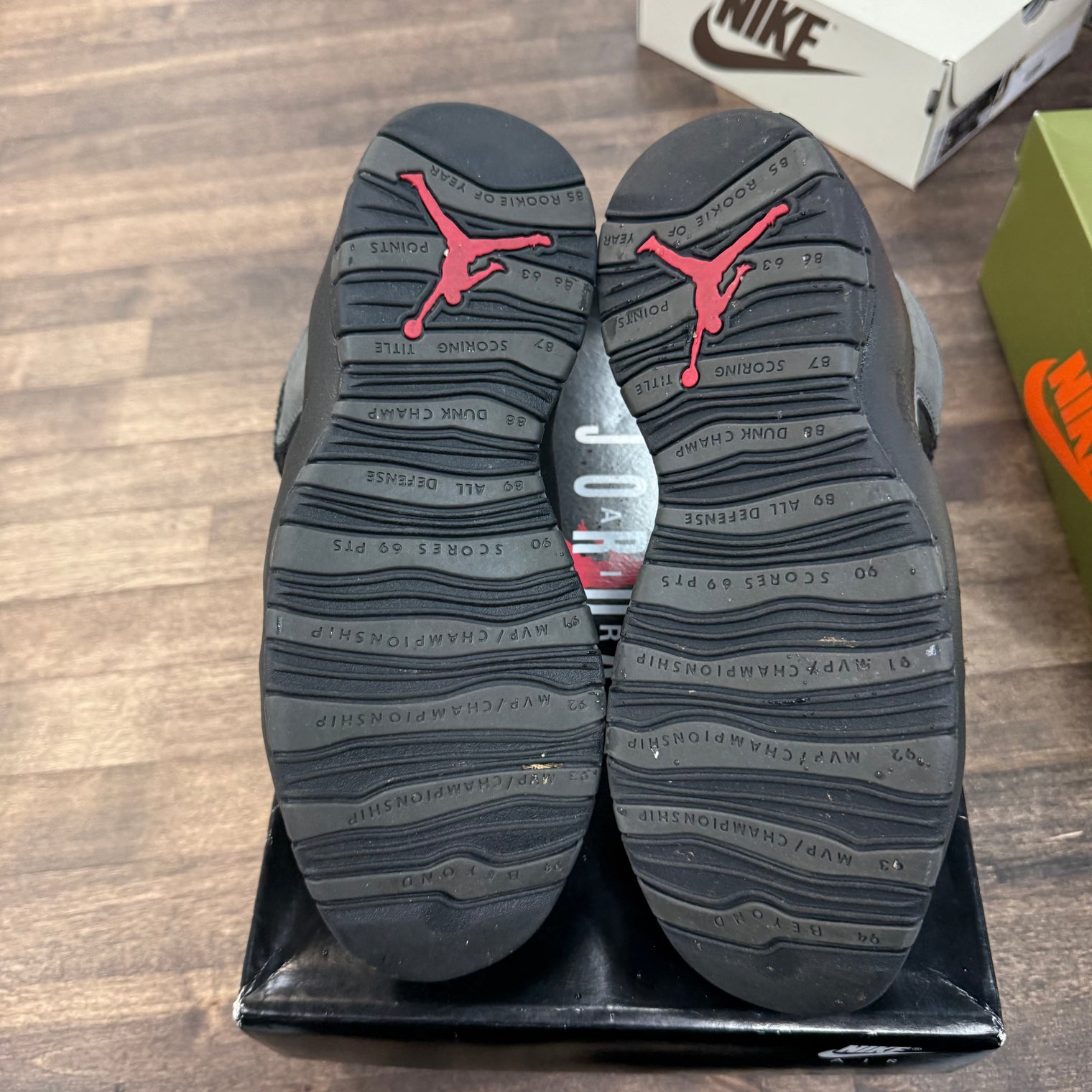 Shadow Jordan 10 (USED)
