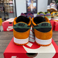 Nike Dunk Low Ceramic (US 6) (USED, Strong Smoke Smell)