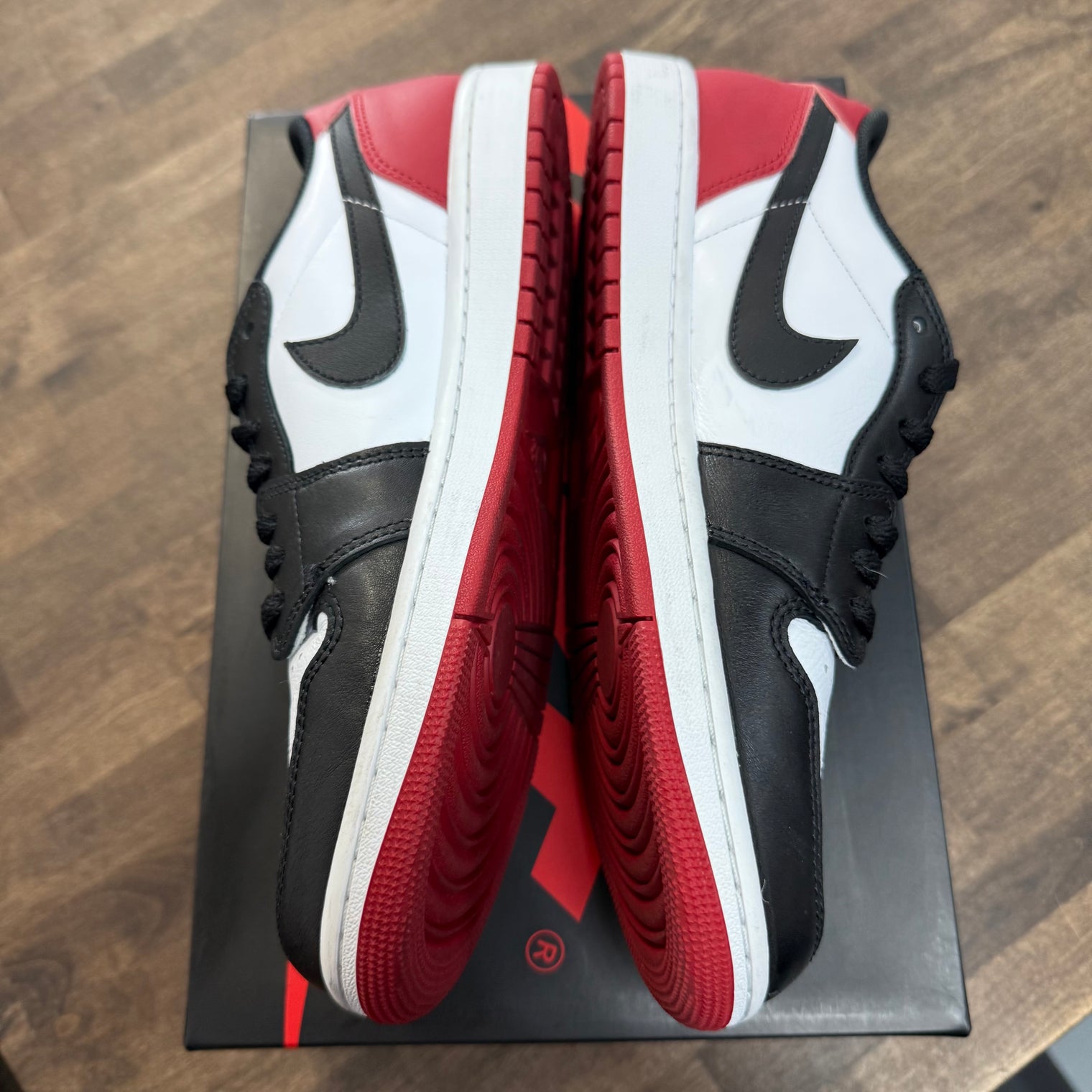 Black Toe Jordan 1 Low OG (USED)