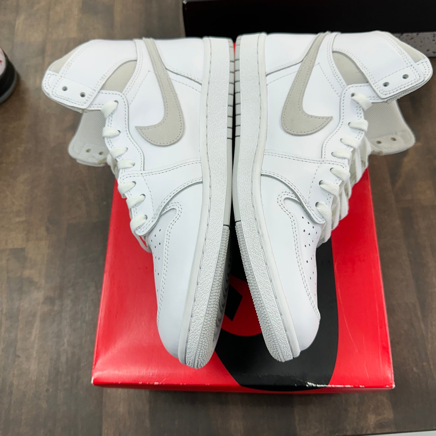 Neutral Grey Jordan 1 High 85 (USED)