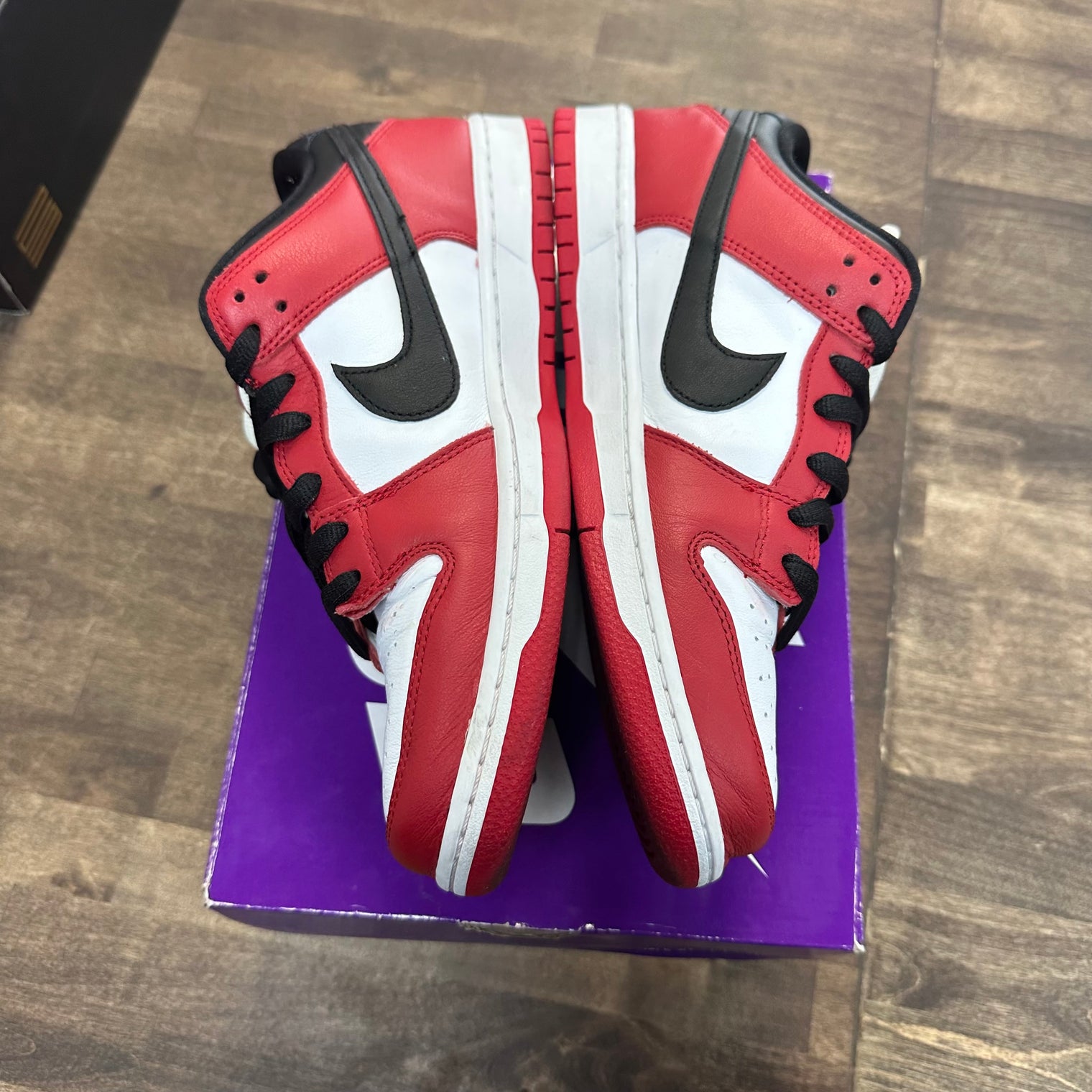 Chicago SB Dunk Low (USED)