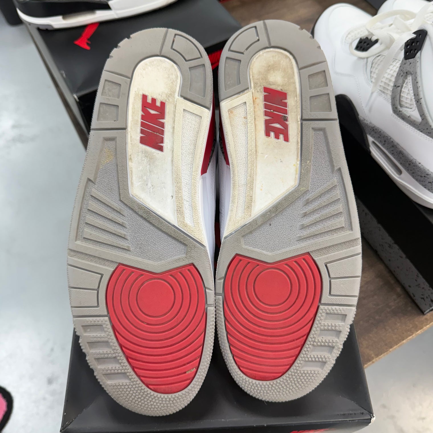 Fire Red Jordan 3 Retro (USED)
