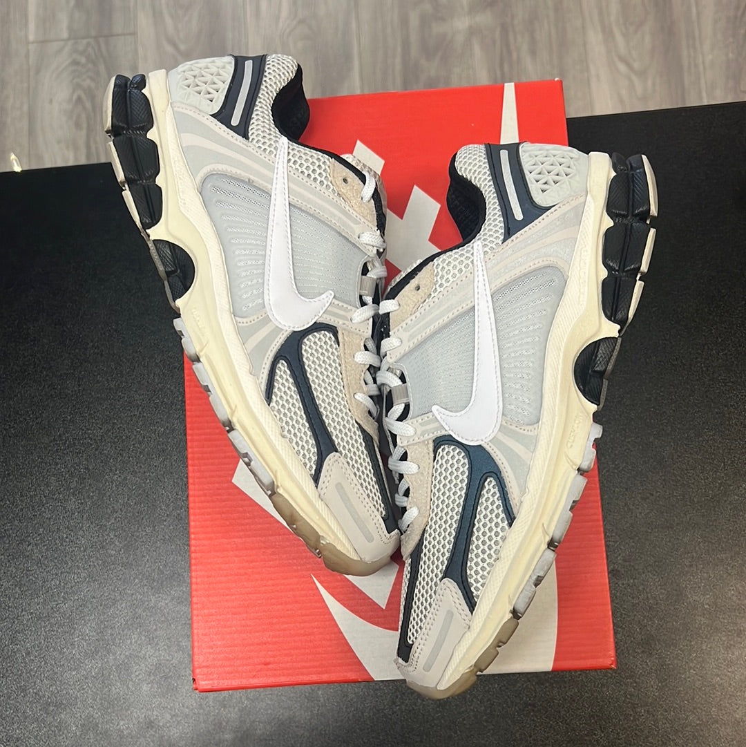 Nike Zoom Vomero 5 Supersonic (Used)