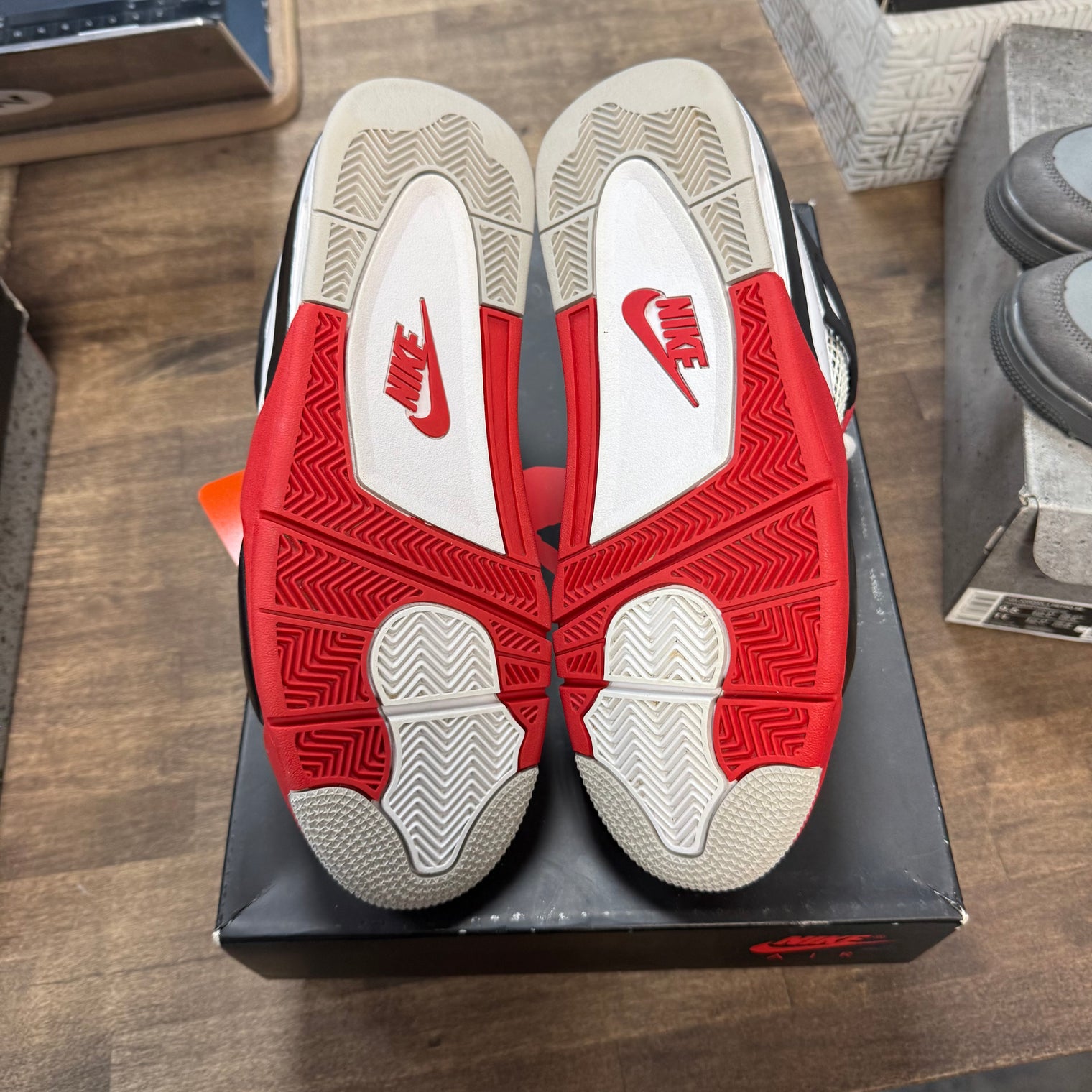 Jordan 4 Retro Fire Red (2020) (US 11.5) (USED)