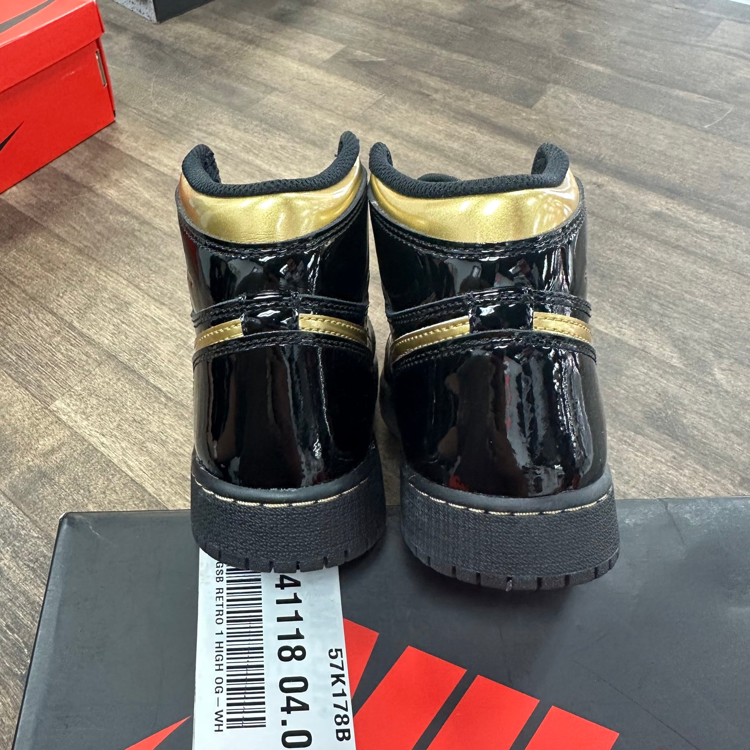 Black Metallic Gold Jordan 1 High (GS) (USED)