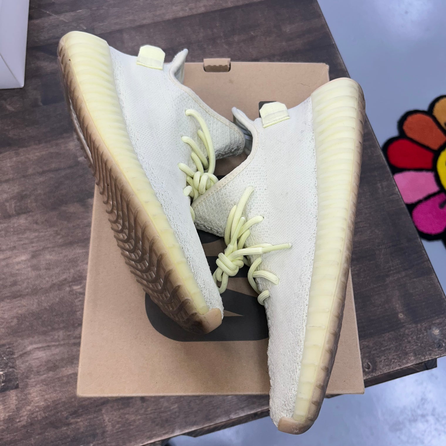 Butter Yeezy 350 (USED)