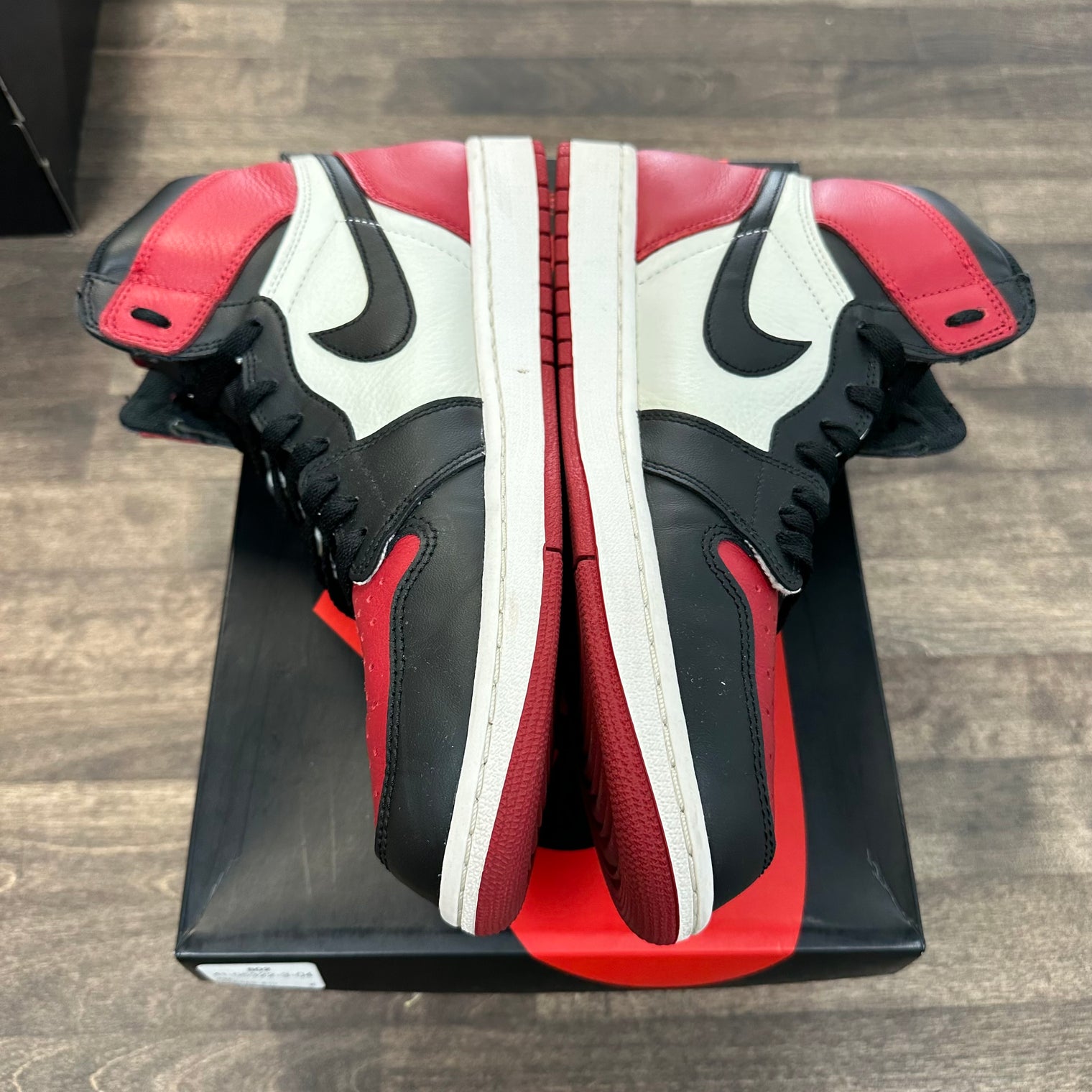 Bred Toe Jordan 1 High (USED)
