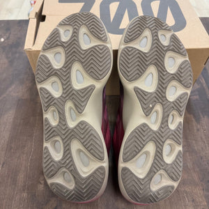 adidas Yeezy 700 V3 Fade Carbon Size 13 (Pre-Owned) - Image 5