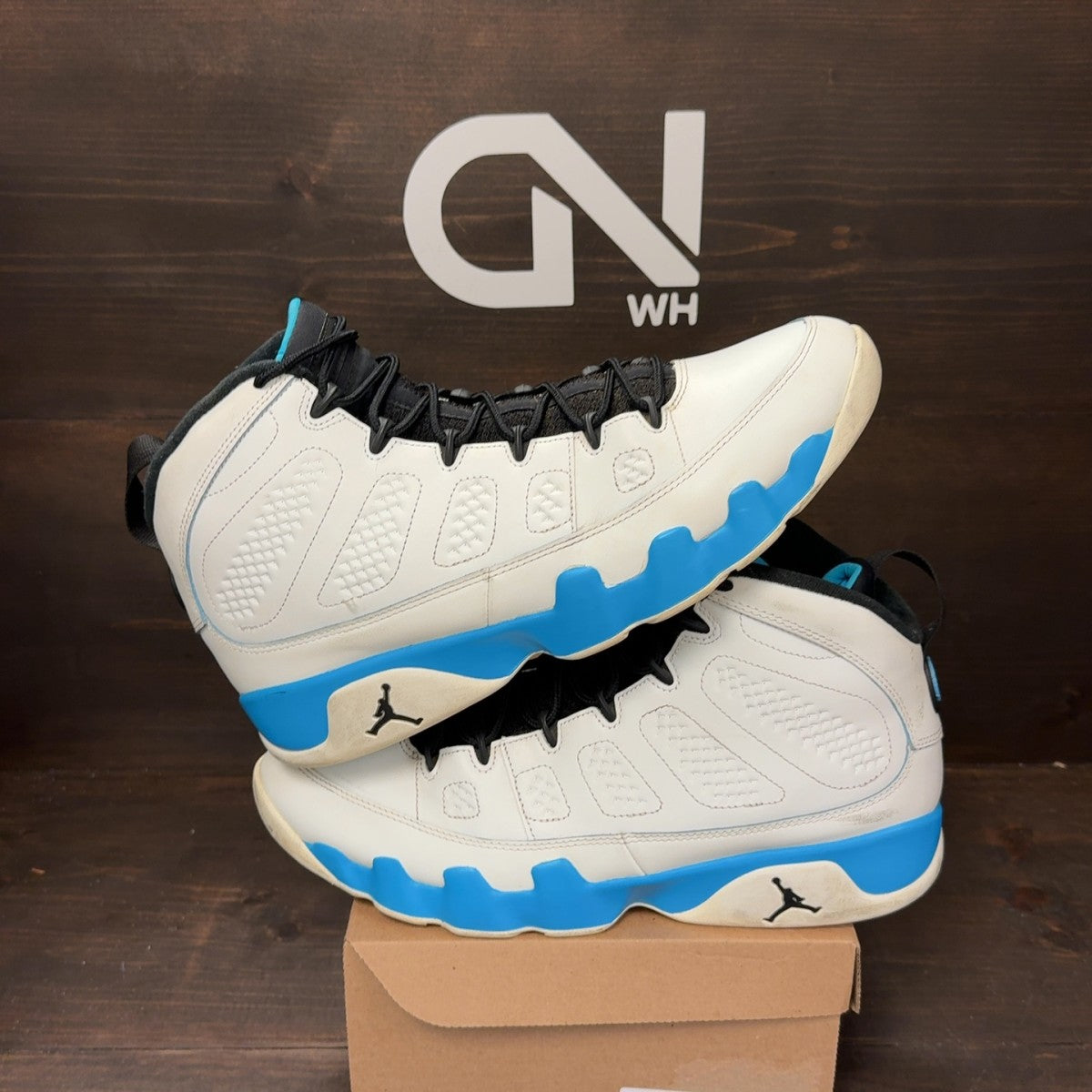 Jordan 9 Retro Powder Blue (2024) Size 13 (Pre-Owned) - Image 1