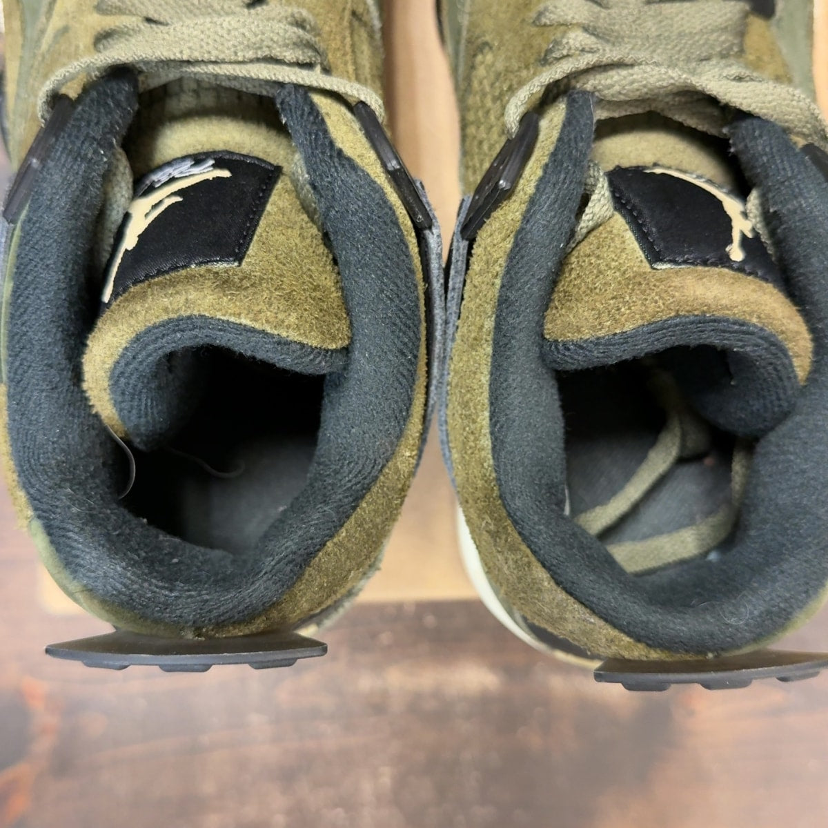 Jordan 4 Retro SE Craft Medium Olive (GS) Size 5.5Y (Pre-Owned) - Image 6
