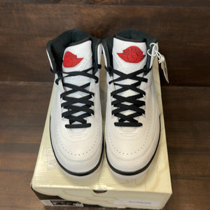 Jordan 2 Retro OG Chicago (2022) - Image 3