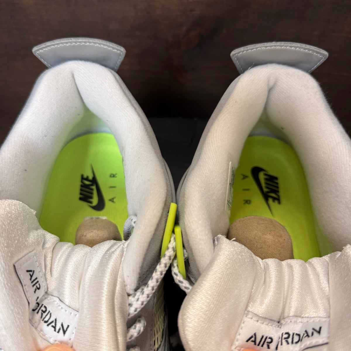 Jordan 4 Retro SE 95 Neon - Image 3