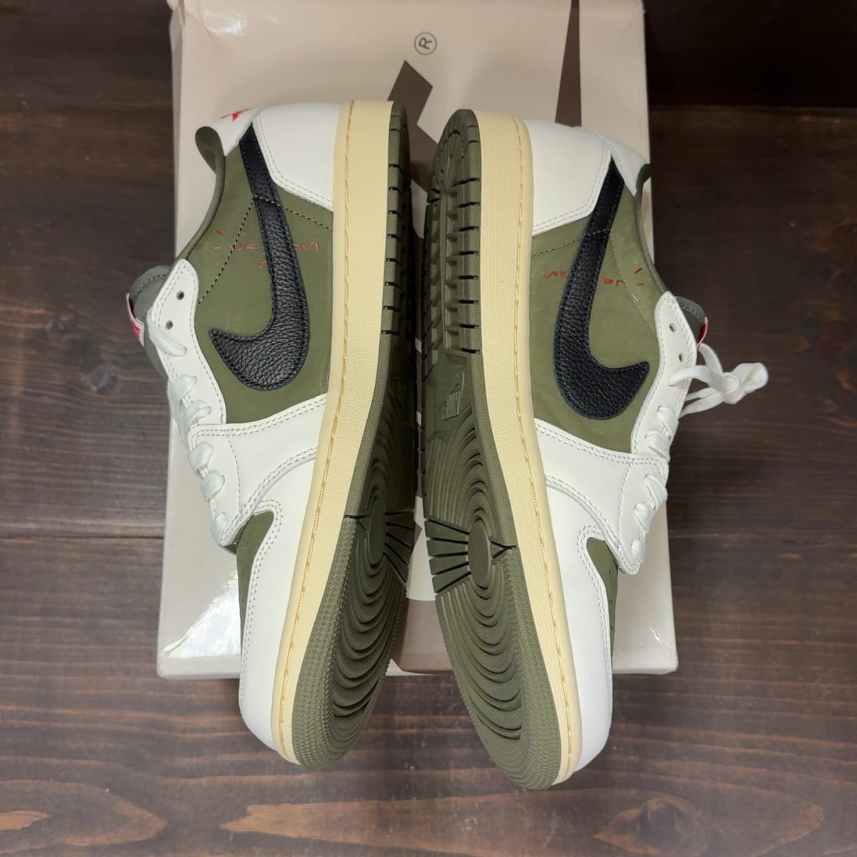 Jordan 1 Retro Low OG SP Travis Scott Medium Olive Size 10.5 (Pre-Owned) - aux