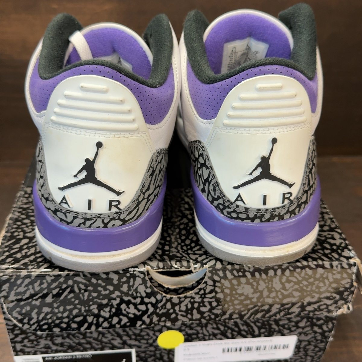 Jordan 3 Retro Dark Iris Size 9.5 (Pre-Owned) - aux