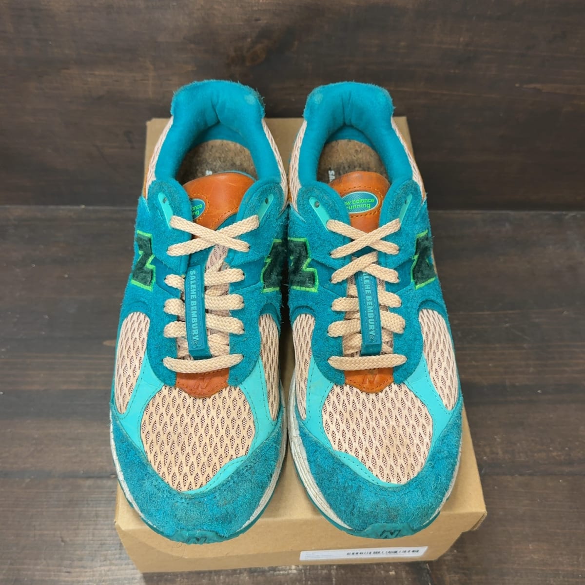 New Balance 2002R Salehe Bembury Water Be The Guide Size 10.5 (Pre-Owned) - tag