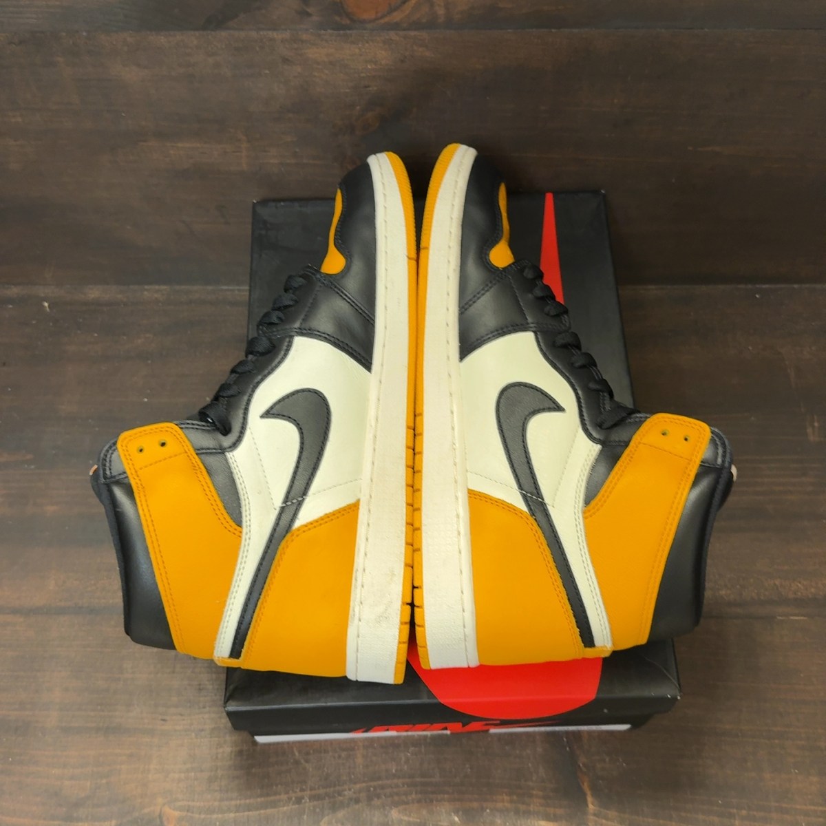 Jordan 1 Retro High OG Taxi Size 13 (Pre-Owned) - Image 6
