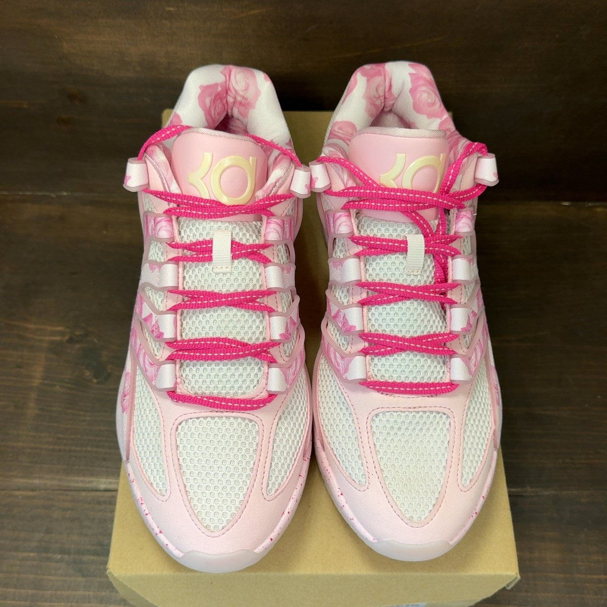 Nike KD 18 Aunt Pearl Size 9.5 - Image 3