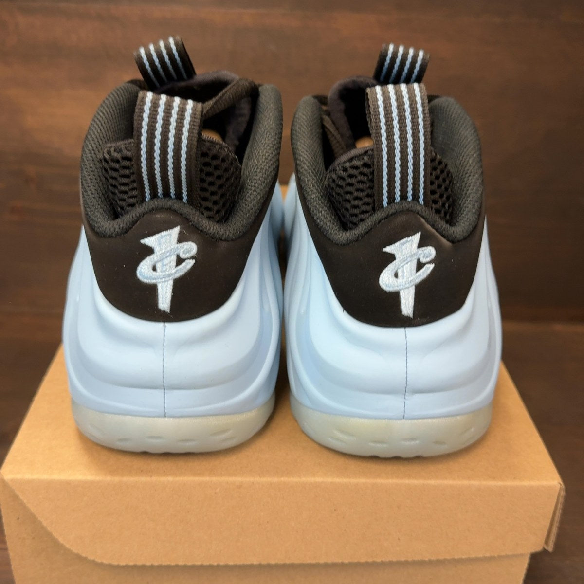 Nike Air Foamposite One Psychic Blue Size 9.5 (Pre-Owned) - Image 5