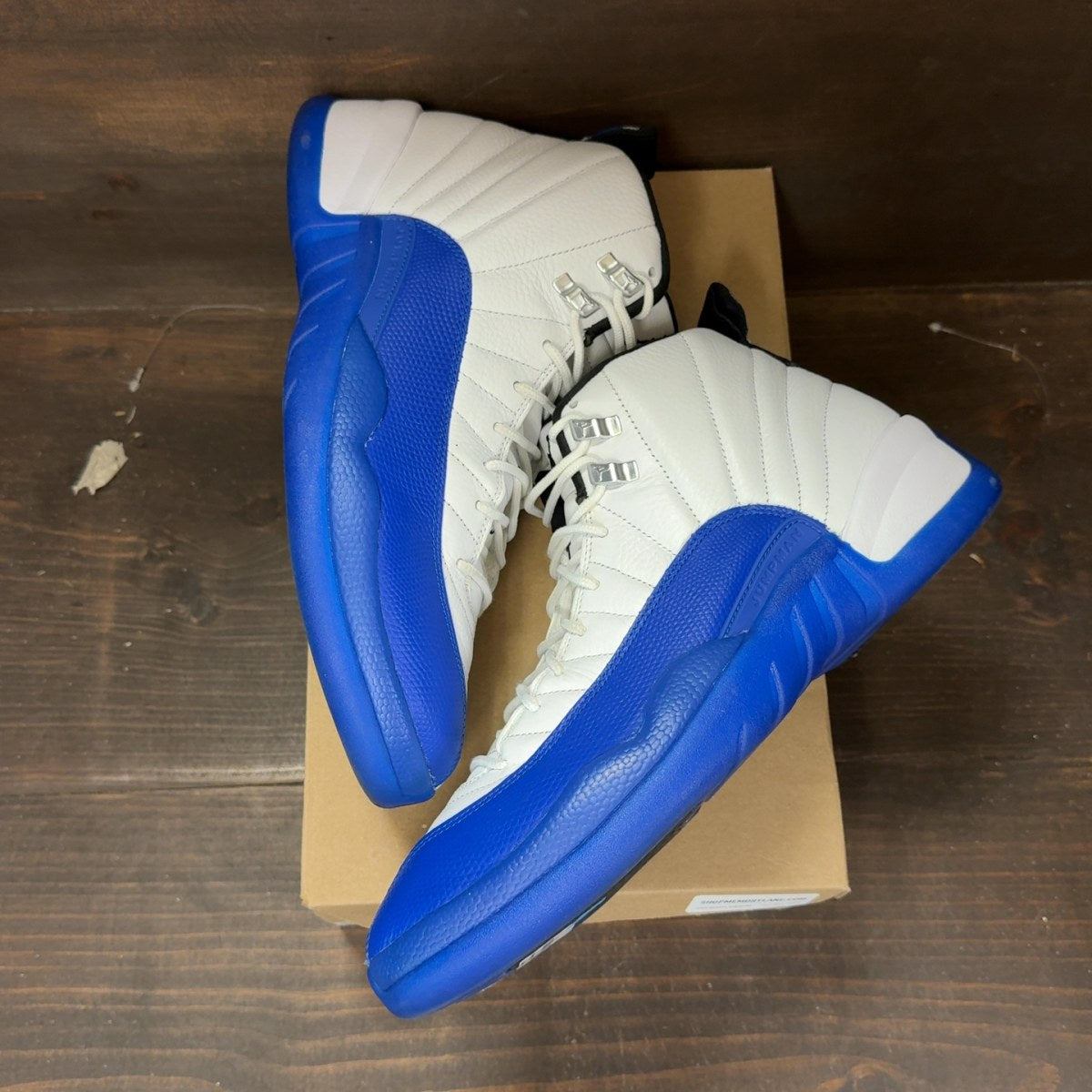 Jordan 12 Retro Blueberry Size 12 (Pre-Owned) - Image 2