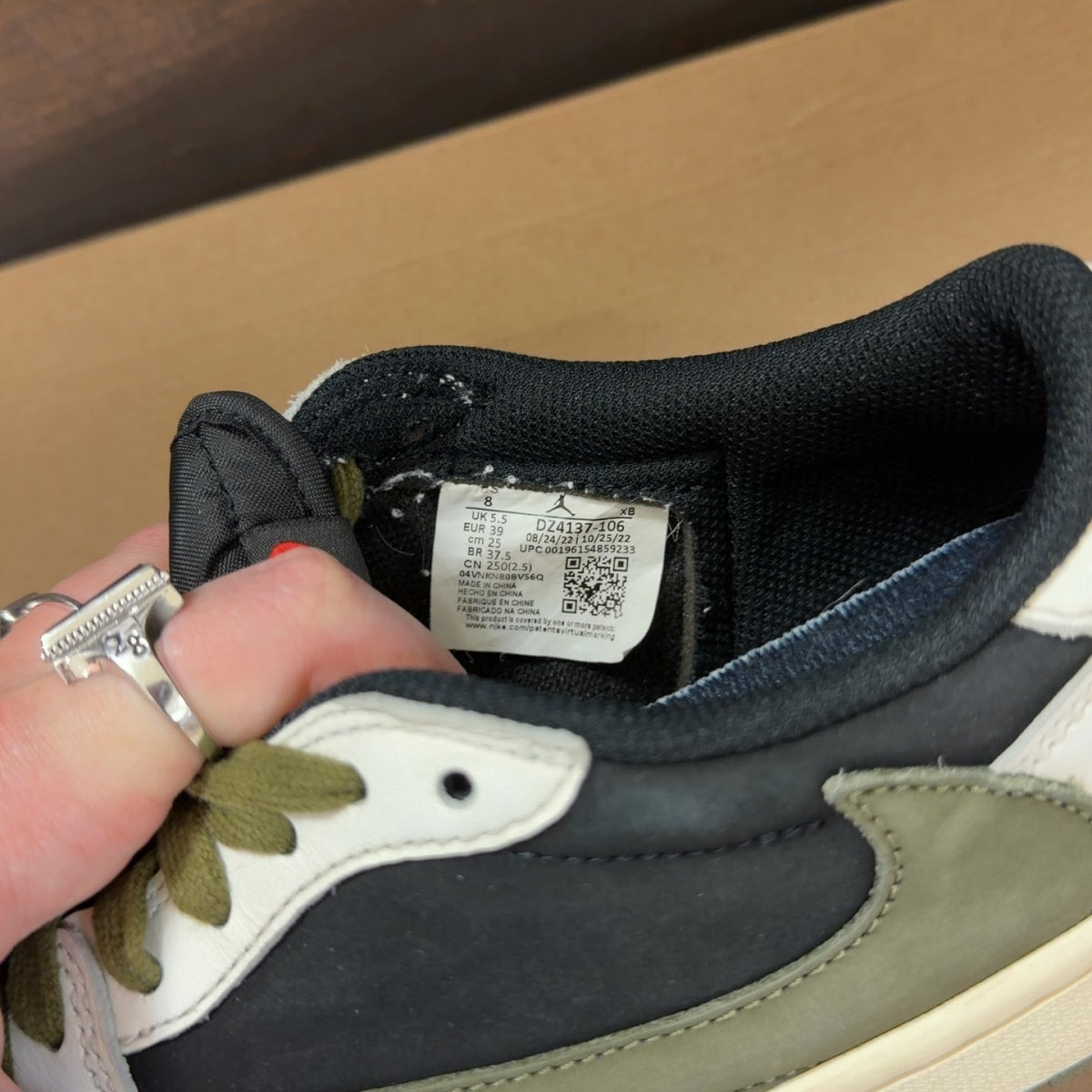 Jordan 1 Retro Low OG SP Travis Scott Olive (Women's) Size 8W (Pre-Owned) - Image 8