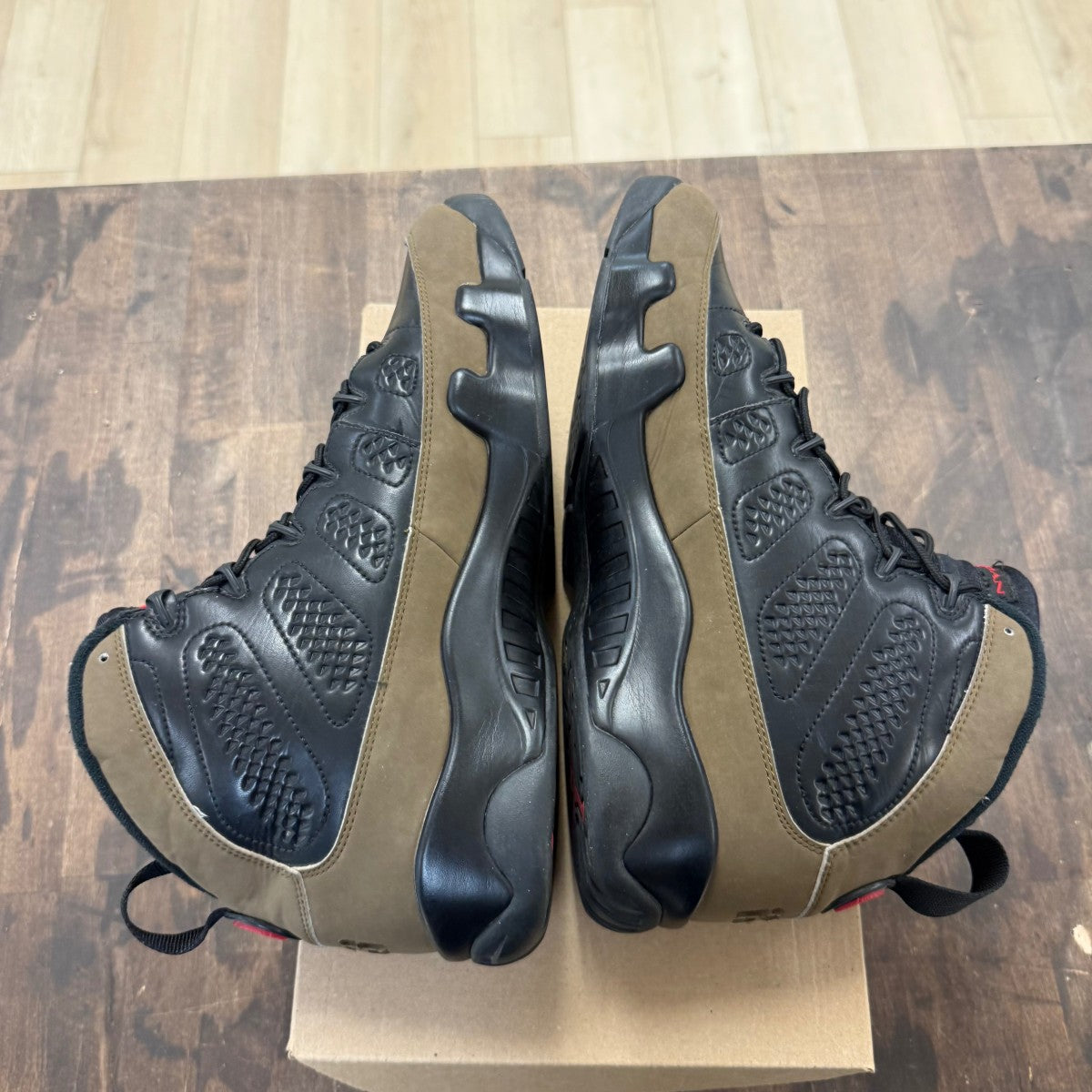 Jordan 9 Retro Olive (2012) Size 12 (Pre-Owned) - Image 4