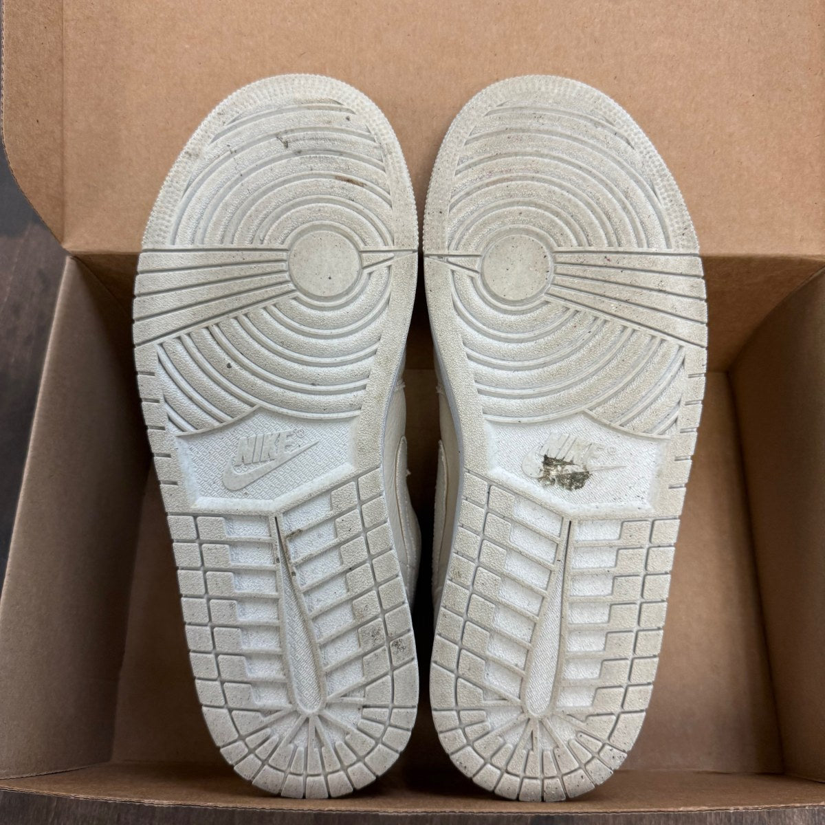 Jordan 1 Mid SE Sanddrift (Women's) Size 10.5W (Pre-Owned) - Image 6