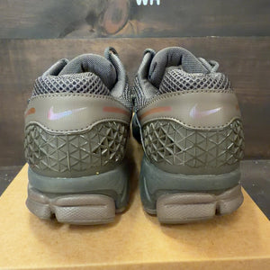 Nike Zoom Vomero 5 Cave Stone Size 10 (Pre-Owned) - Image 4