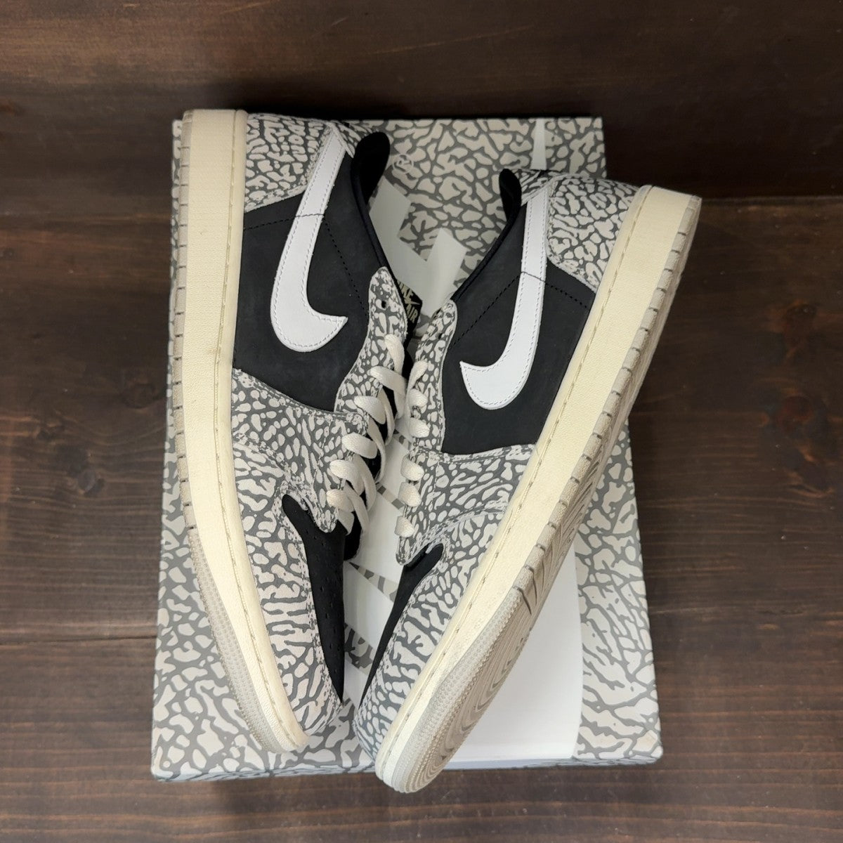 Jordan 1 Retro Low OG Black Cement - Image 2