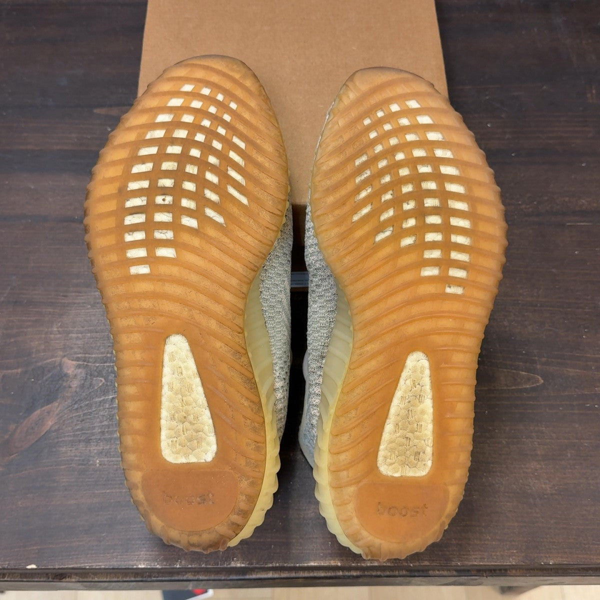 adidas Yeezy Boost 350 V2 Citrin (Non-Reflective) Size 11 (Pre-Owned) - Image 8