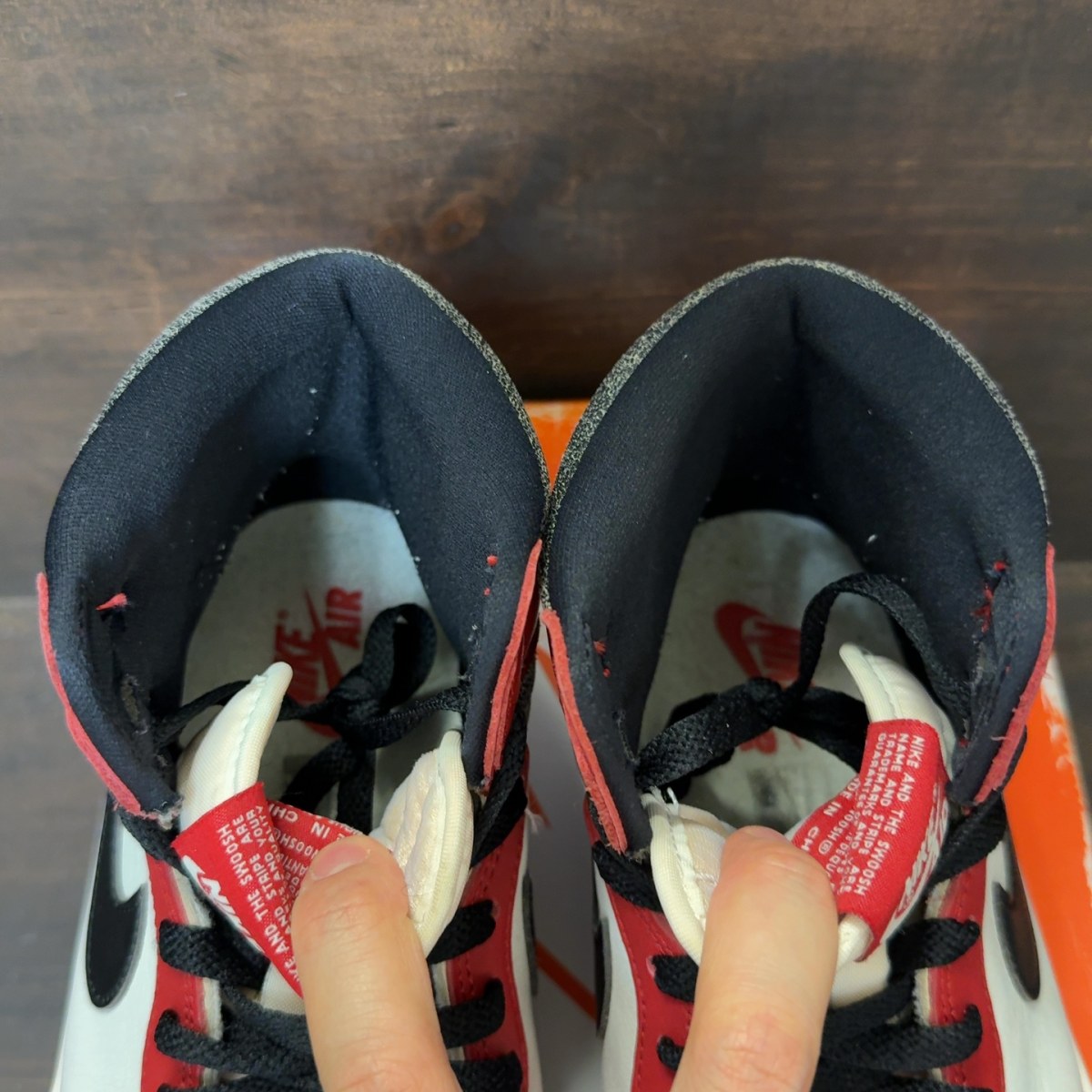 Jordan 1 Retro High OG Chicago Lost and Found - Image 4