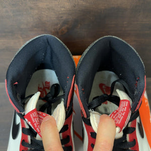 Jordan 1 Retro High OG Chicago Lost and Found - Image 4
