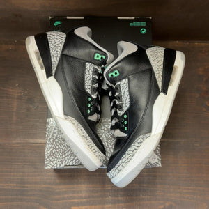 Jordan 3 Retro Green Glow Size 9 (Pre-Owned) - back