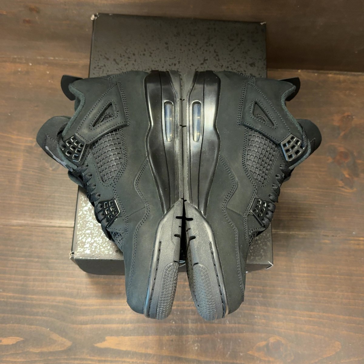 Jordan 4 Retro Black Cat (2025) Size 9 (Pre-Owned) - aux