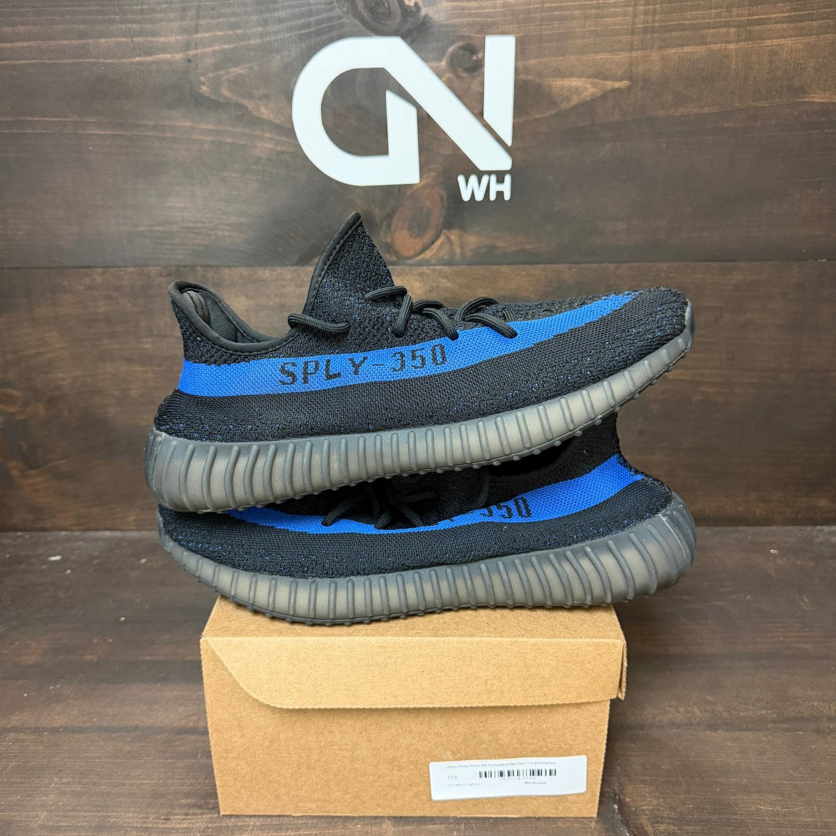 adidas Yeezy Boost 350 V2 Dazzling Blue Size 11.5 (Pre-Owned) - Image 1